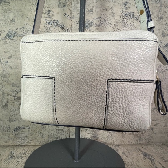 Tory Burch block T double zip crossbody - Picture 4 of 14